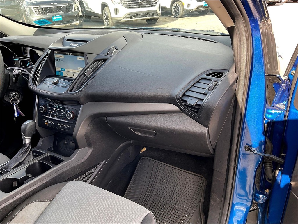 2017 Ford Escape SE - Photo 12