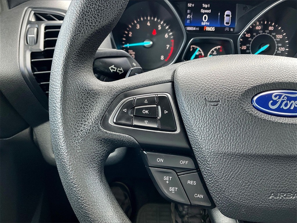 2017 Ford Escape SE - Photo 21