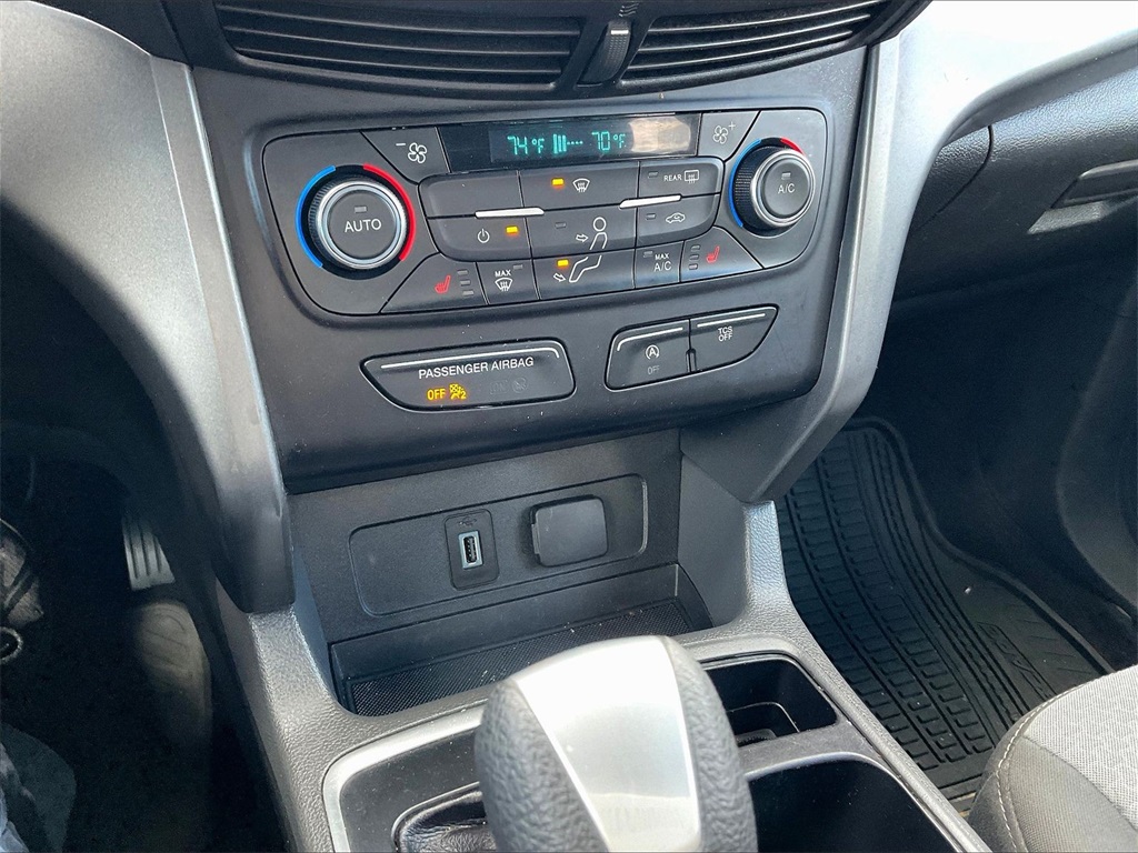 2017 Ford Escape SE - Photo 24