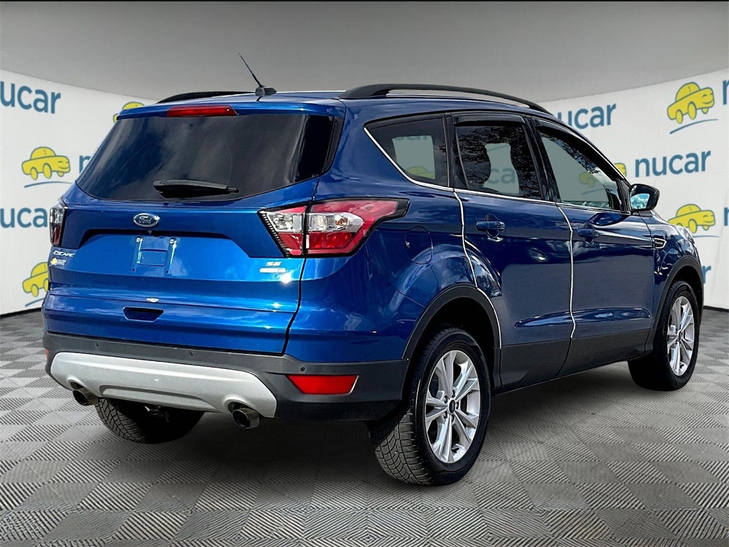 2017 Ford Escape SE - Photo 6