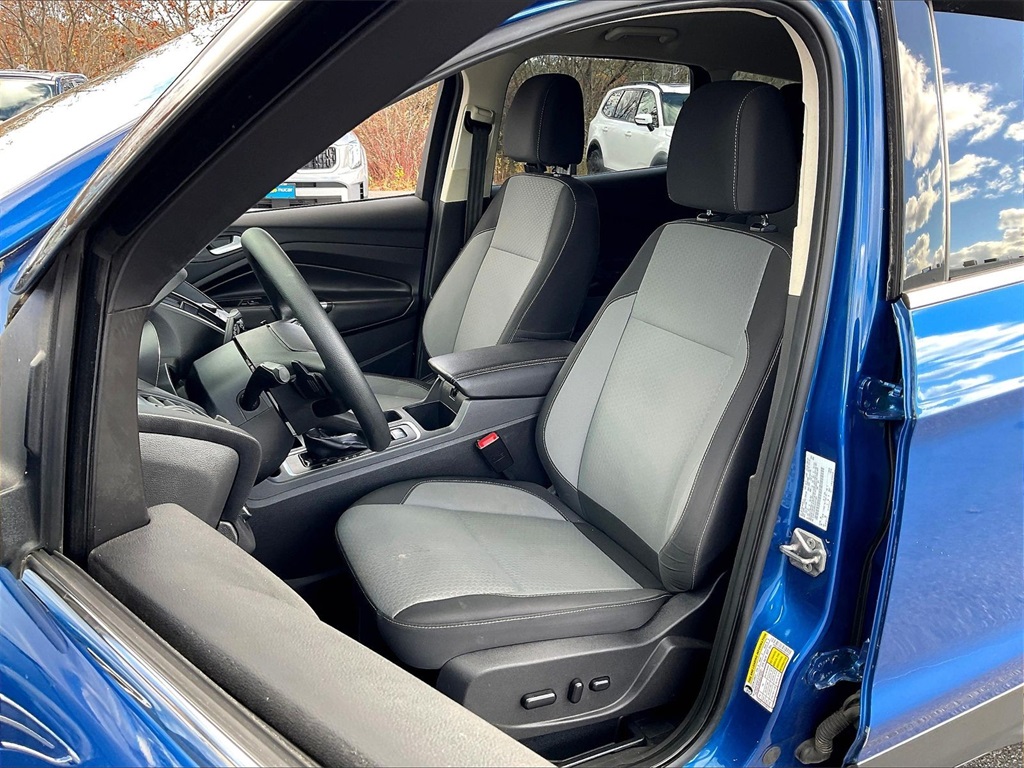 2017 Ford Escape SE - Photo 9