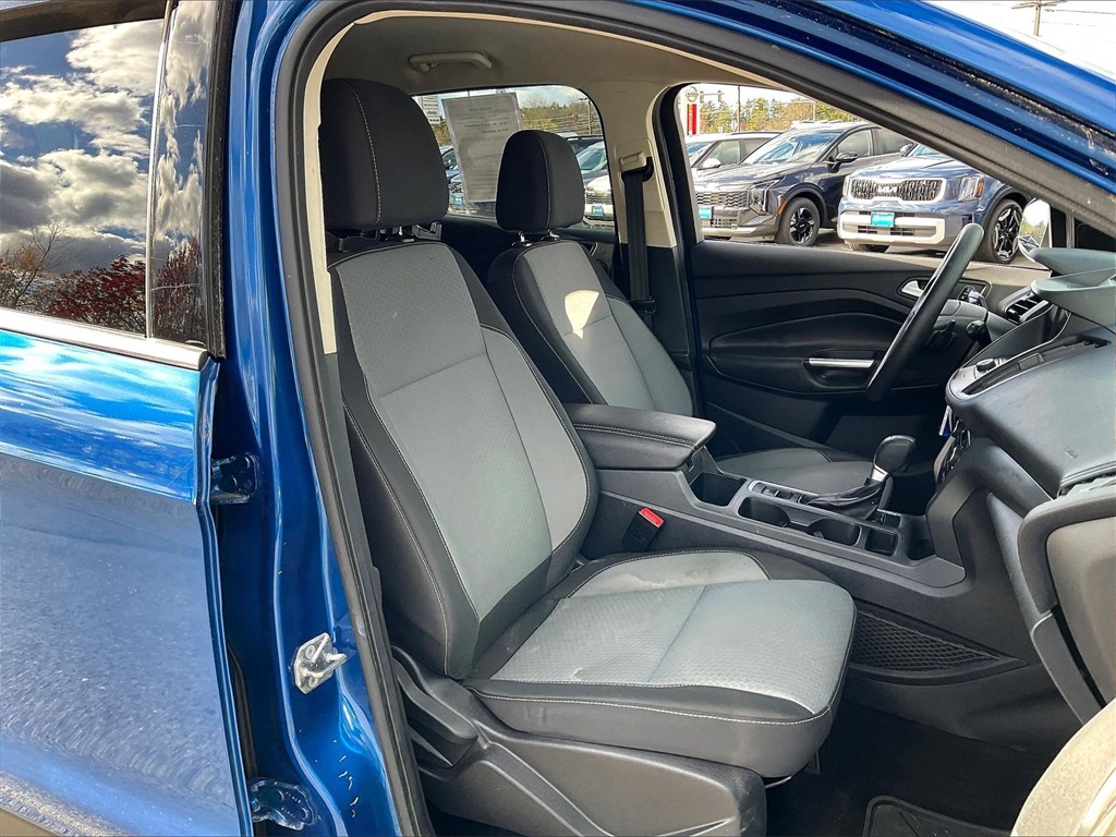 2017 Ford Escape SE - Photo 10