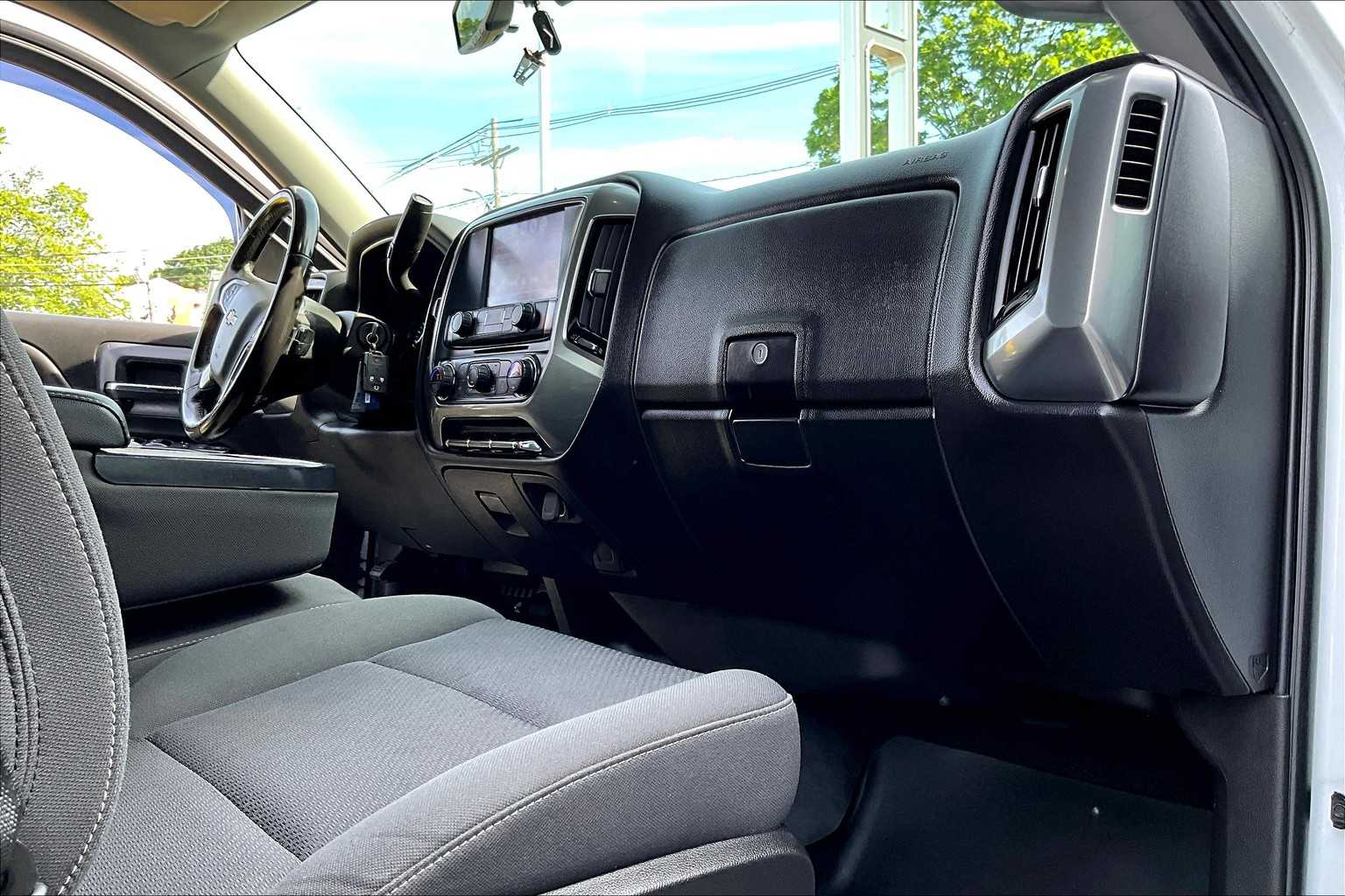 2018 Chevrolet Silverado 1500 LT - Photo 14