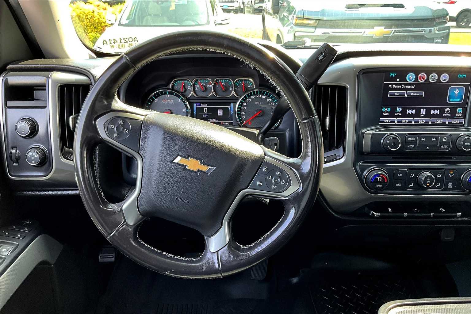 2018 Chevrolet Silverado 1500 LT - Photo 17