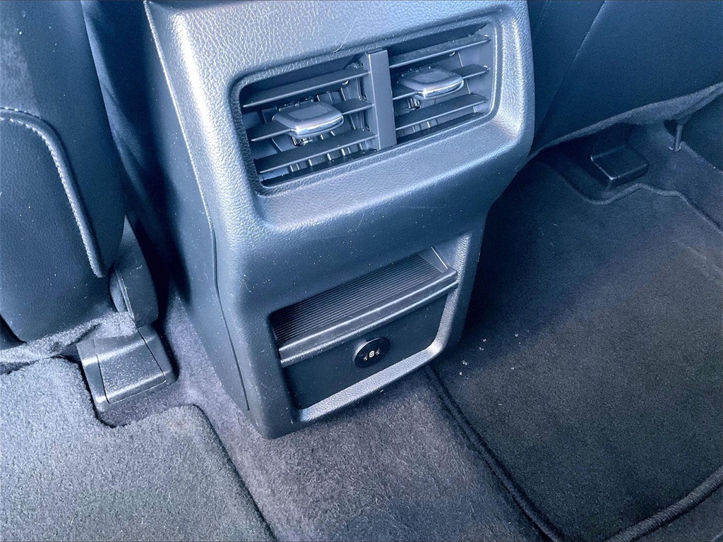 2023 Ford Edge SEL - Photo 25