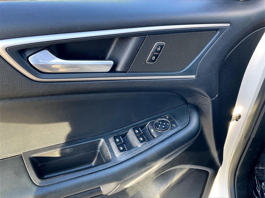 2023 Ford Edge SEL - Photo 35