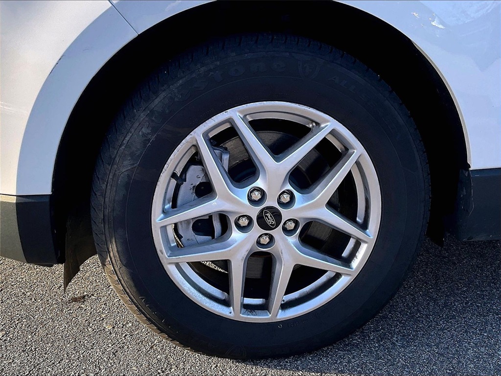 2023 Ford Edge SEL - Photo 7