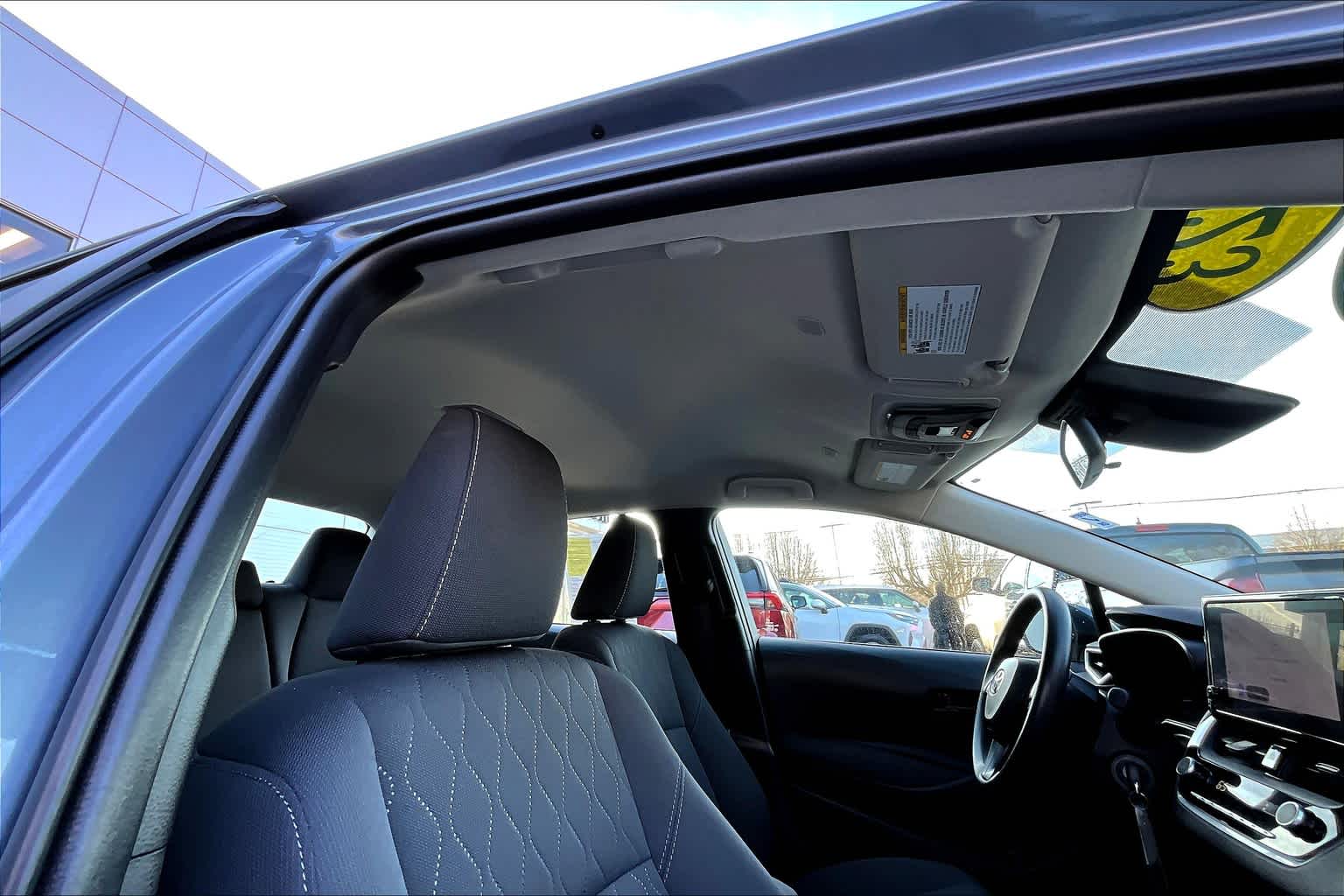 2023 Toyota Corolla LE - Photo 21