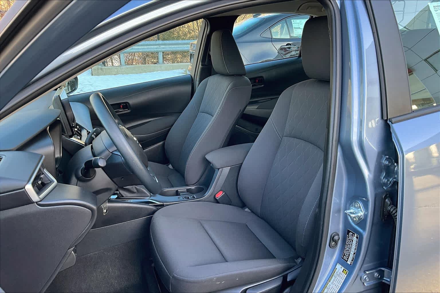 2023 Toyota Corolla LE - Photo 10