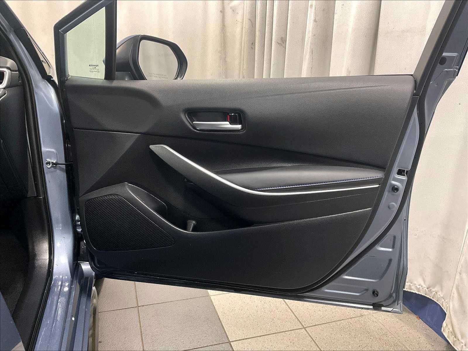 2022 Toyota Corolla SE - Photo 12