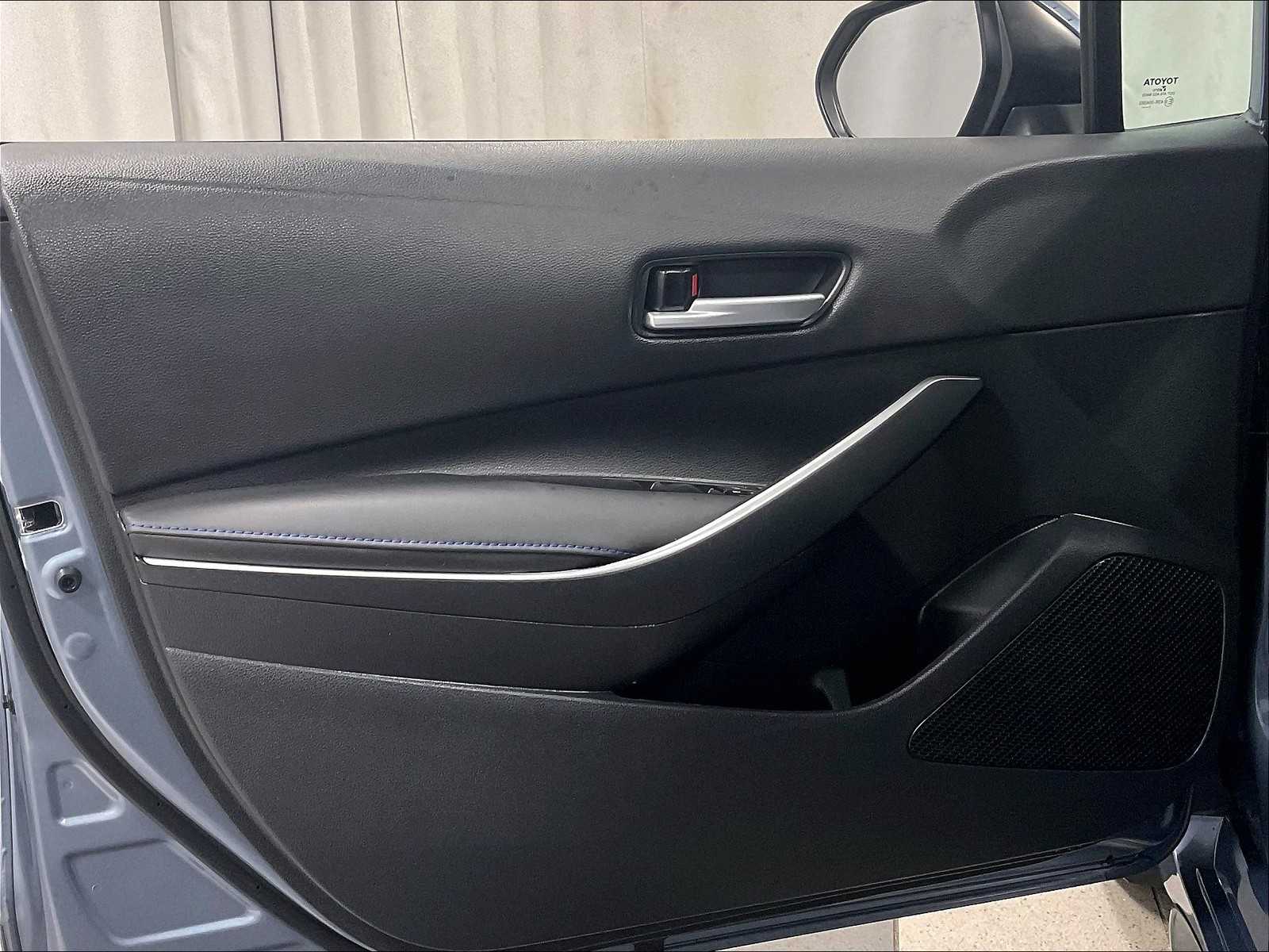 2022 Toyota Corolla SE - Photo 9