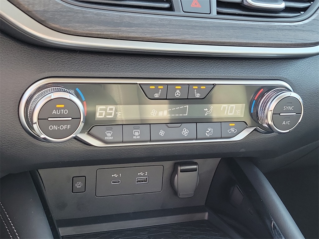 2025 Nissan Altima 2.5 SL - Photo 12