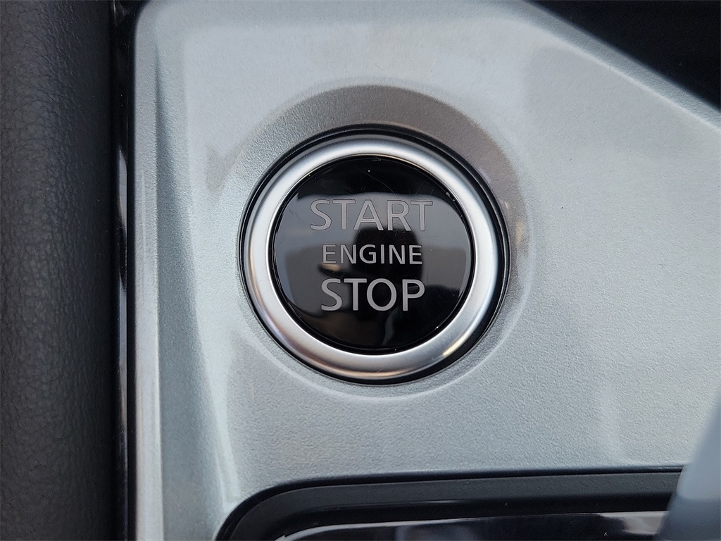 2025 Nissan Altima 2.5 SL - Photo 17
