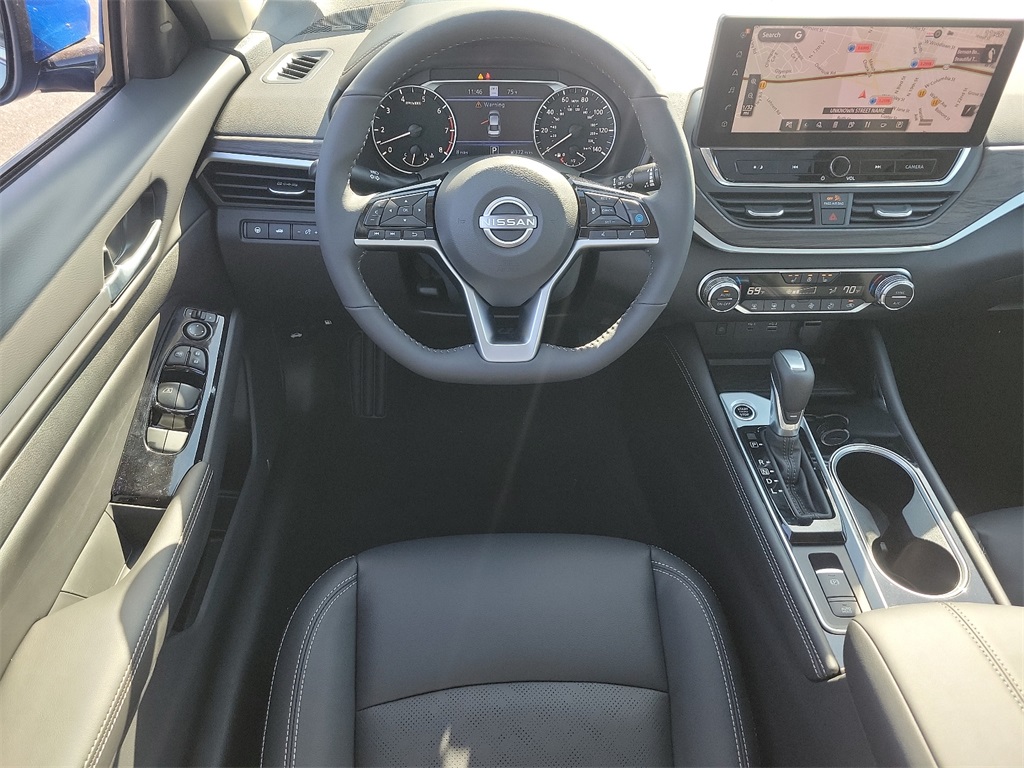 2025 Nissan Altima 2.5 SL - Photo 7