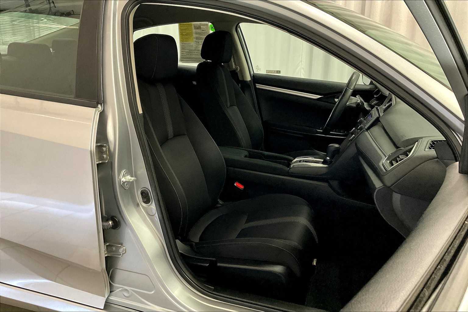 2021 Honda Civic LX - Photo 11