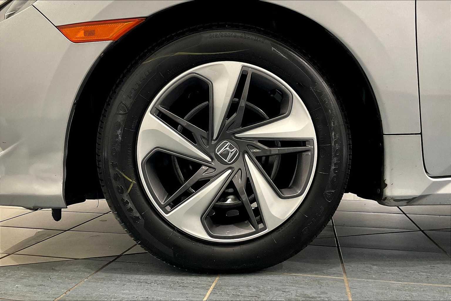 2021 Honda Civic LX - Photo 7