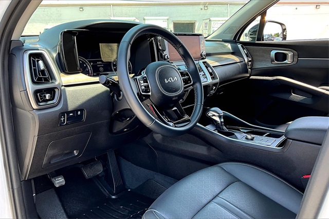 2022 Kia Sorento S - Photo 8