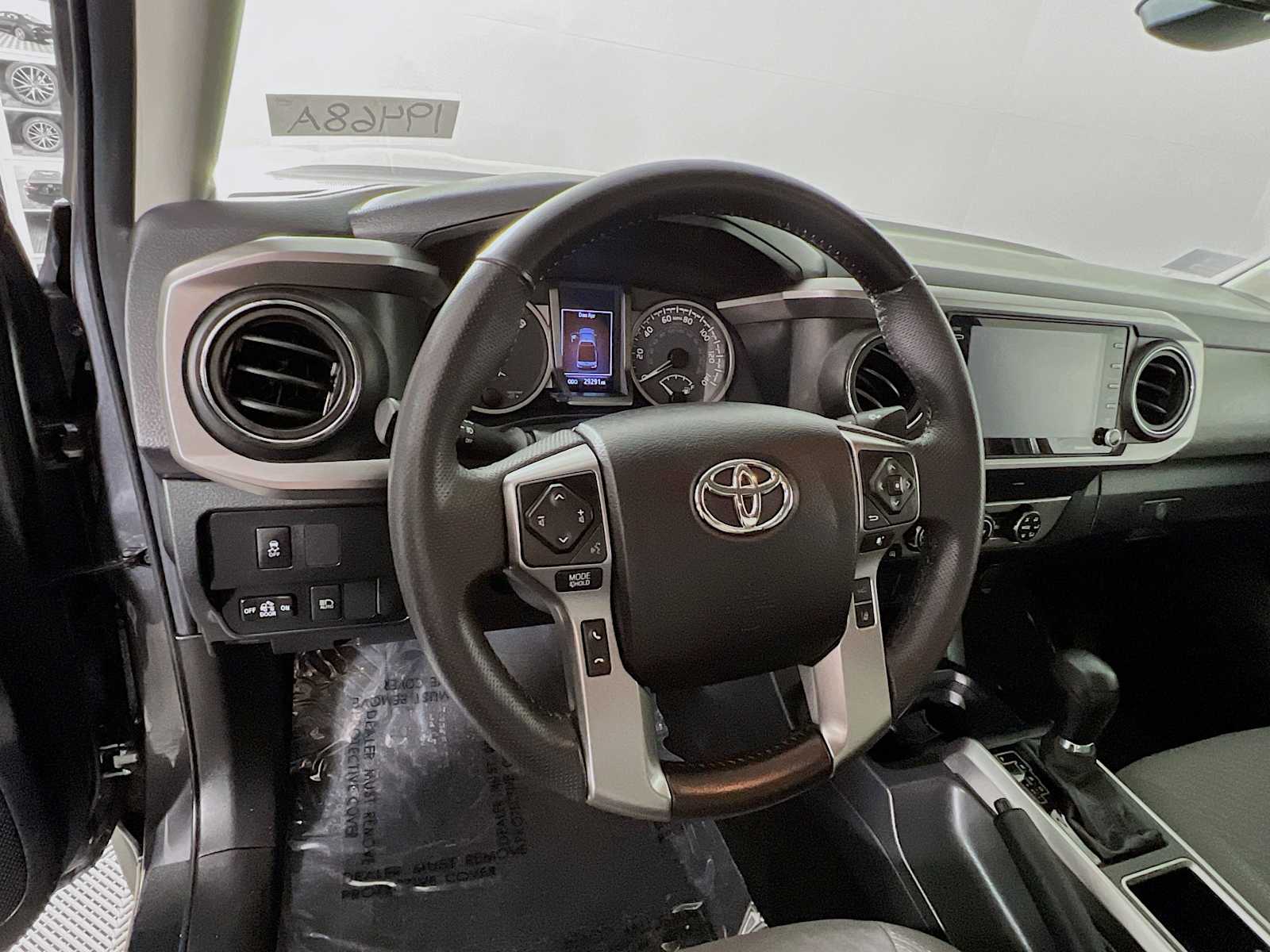 2022 Toyota Tacoma SR5 - Photo 11