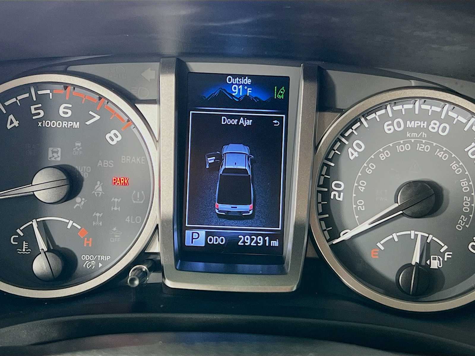 2022 Toyota Tacoma SR5 - Photo 12