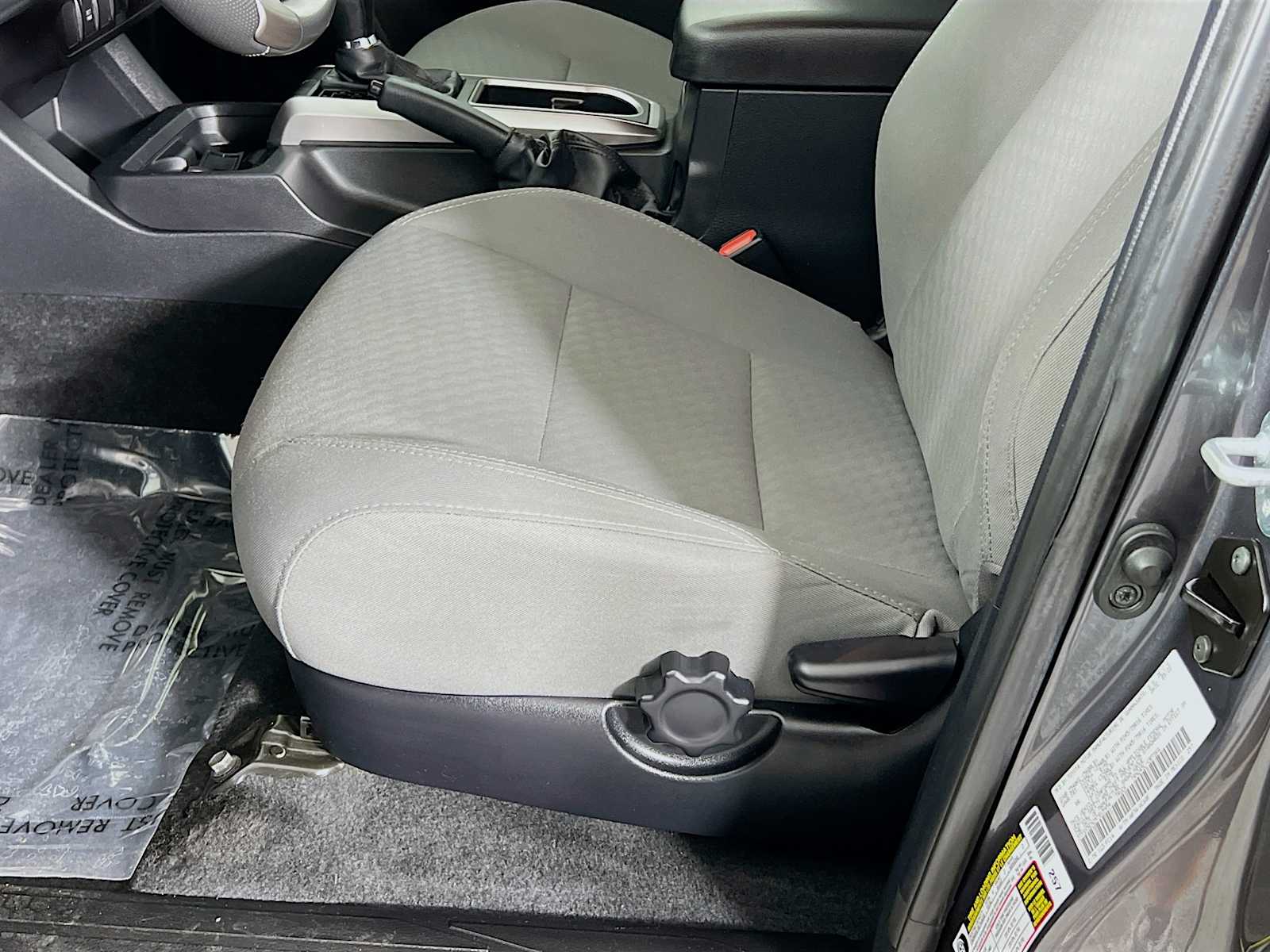 2022 Toyota Tacoma SR5 - Photo 19