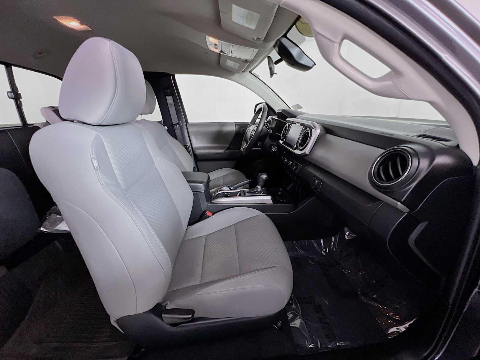2022 Toyota Tacoma SR5 - Photo 26
