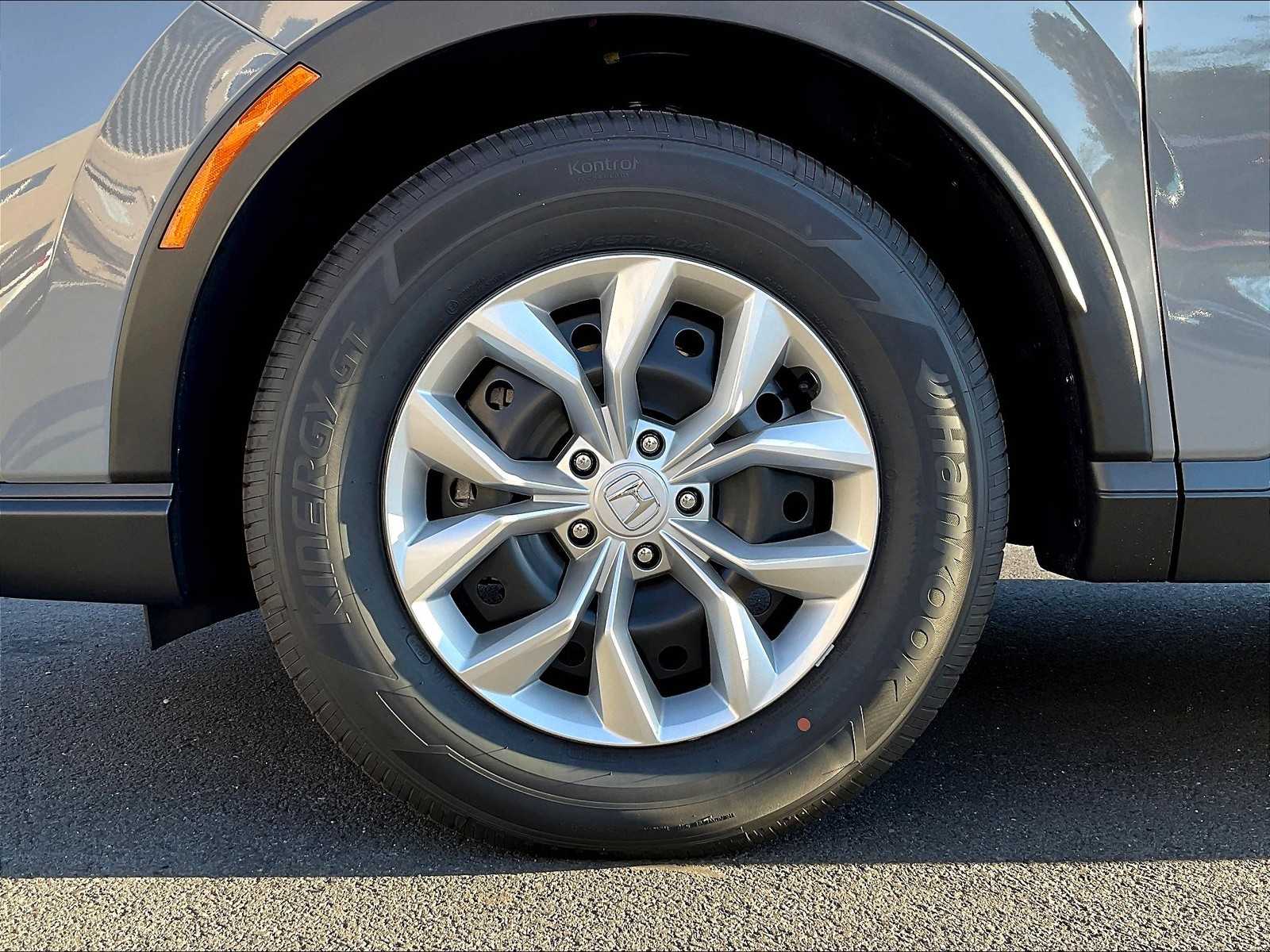 2026 Honda CR-V LX - Photo 8
