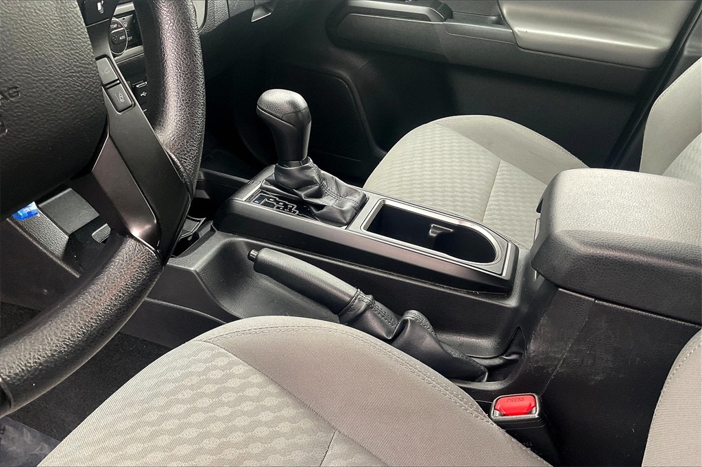 2022 Toyota Tacoma SR - Photo 19