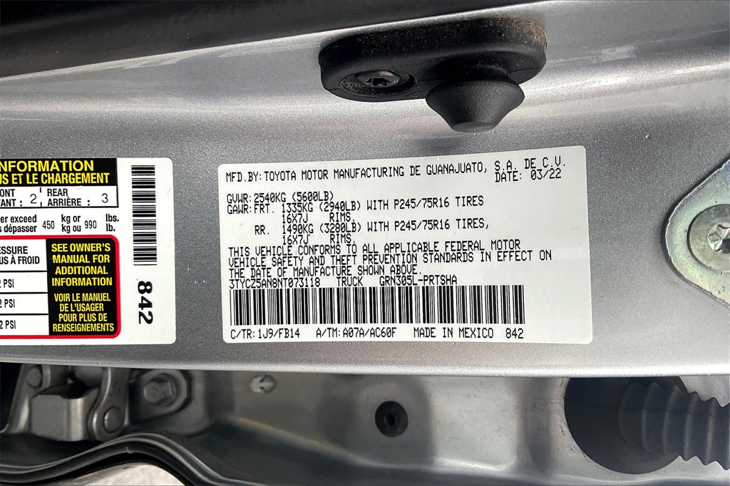 2022 Toyota Tacoma SR - Photo 32