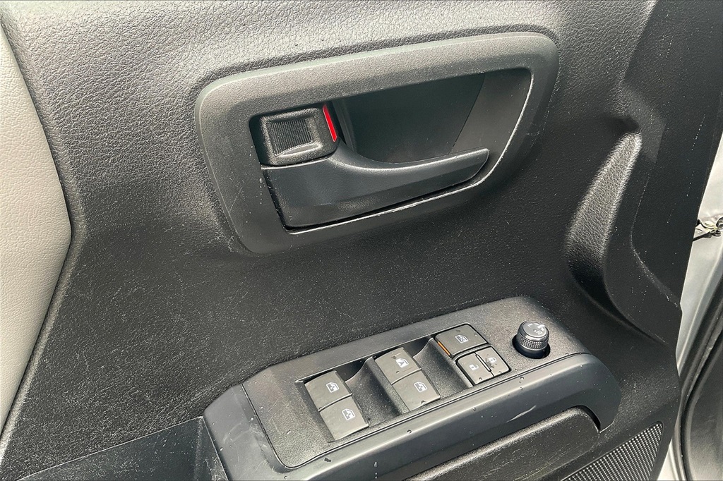 2022 Toyota Tacoma SR - Photo 36