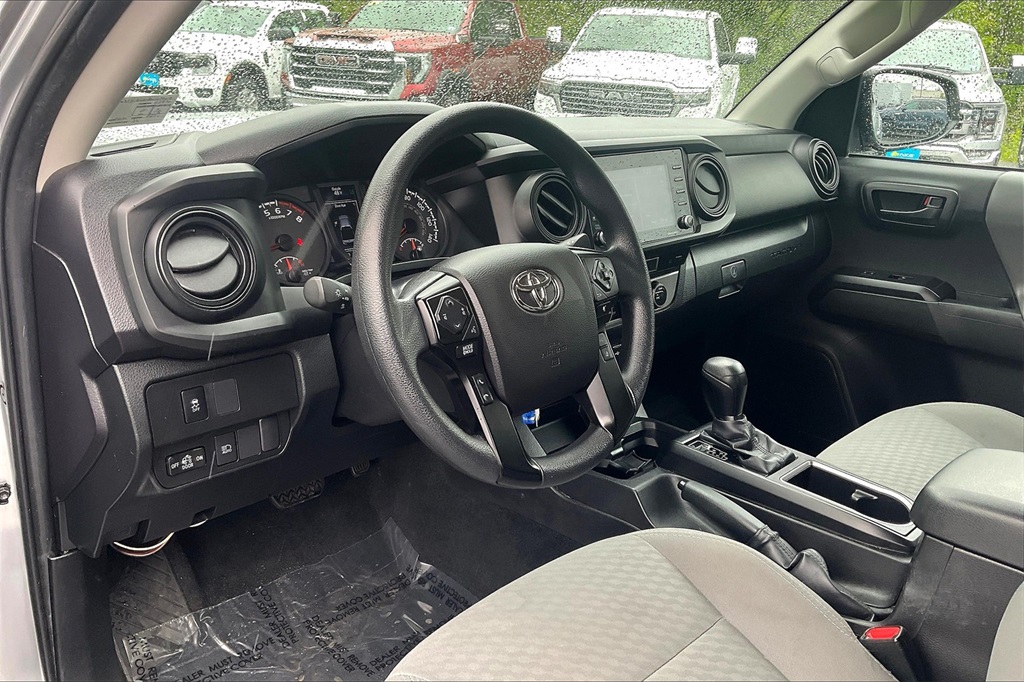 2022 Toyota Tacoma SR - Photo 8