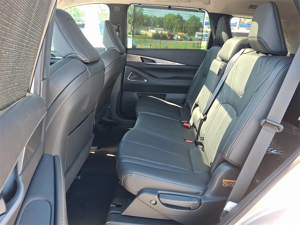 2025 INFINITI QX60 LUXE - Photo 6