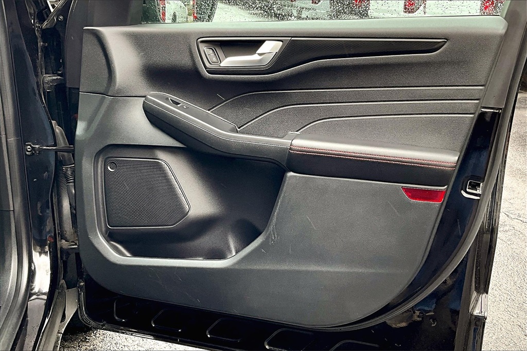 2021 Ford Escape SEL - Photo 11
