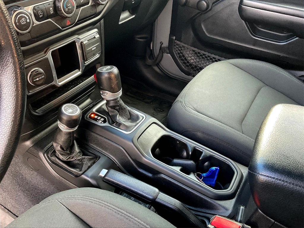 2021 Jeep Wrangler Unlimited Willys - Photo 19