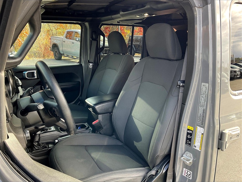 2021 Jeep Wrangler Unlimited Willys - Photo 9