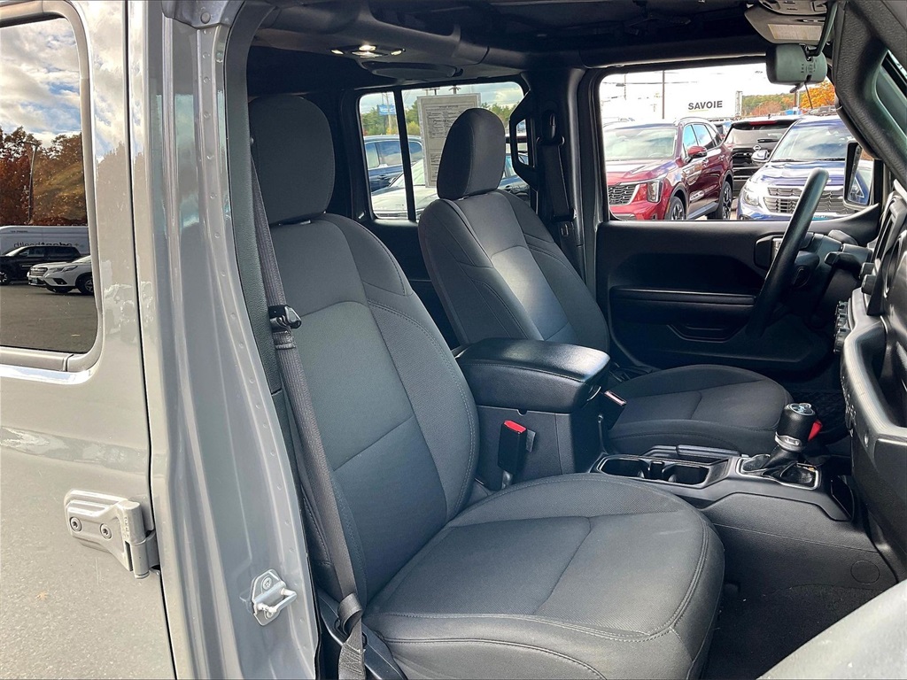 2021 Jeep Wrangler Unlimited Willys - Photo 10
