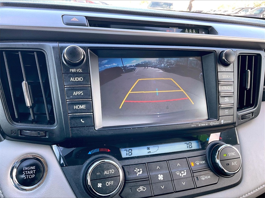 2017 Toyota RAV4 Limited - Photo 18