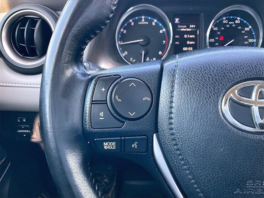 2017 Toyota RAV4 Limited - Photo 22
