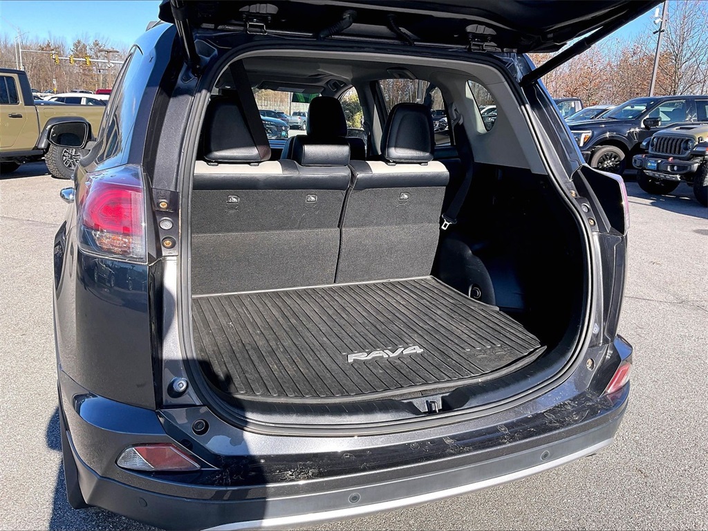 2017 Toyota RAV4 Limited - Photo 35
