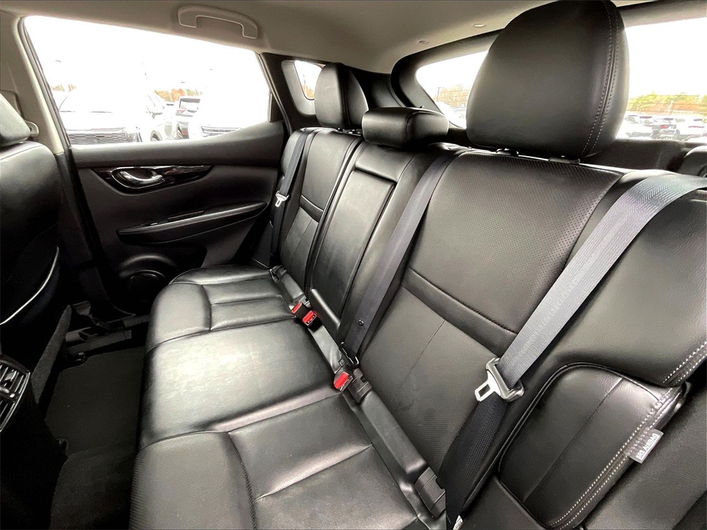 2022 Nissan Rogue Sport SL - Photo 14