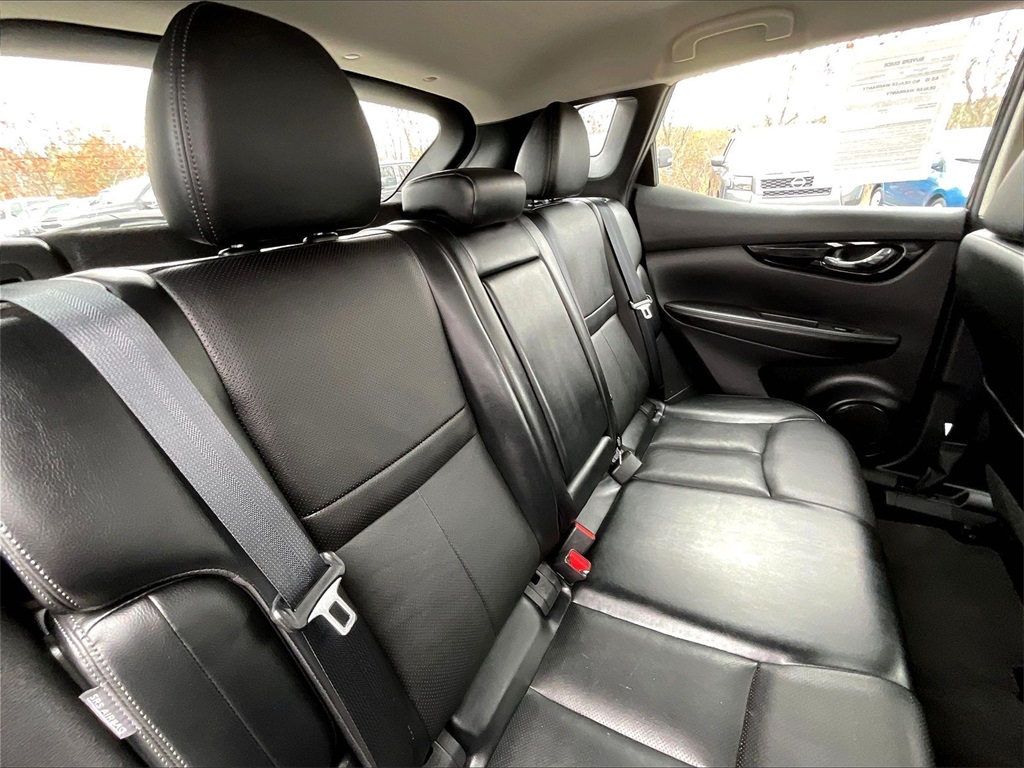 2022 Nissan Rogue Sport SL - Photo 15