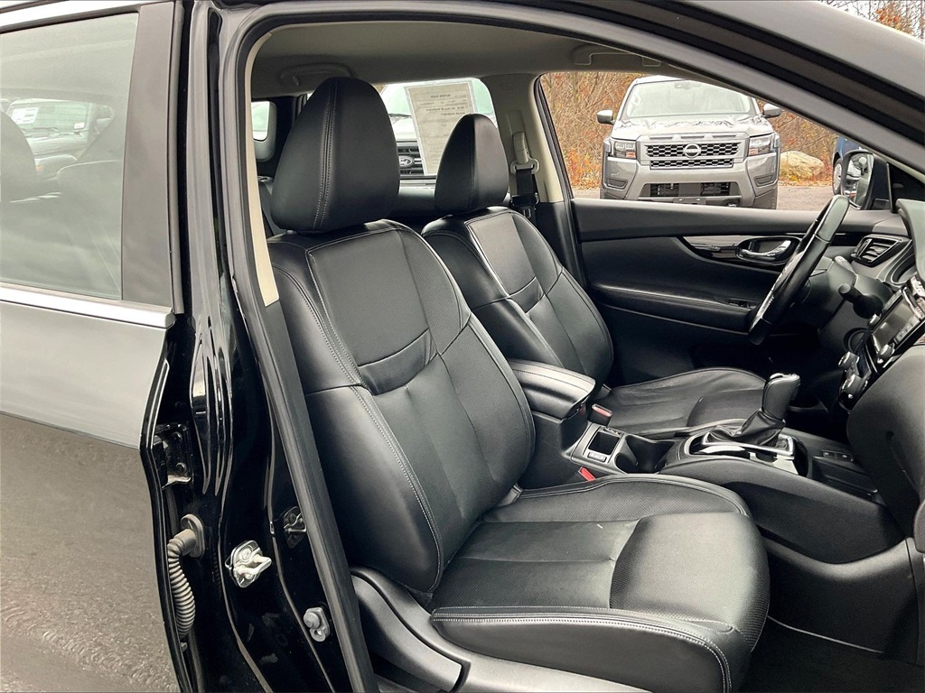 2022 Nissan Rogue Sport SL - Photo 10