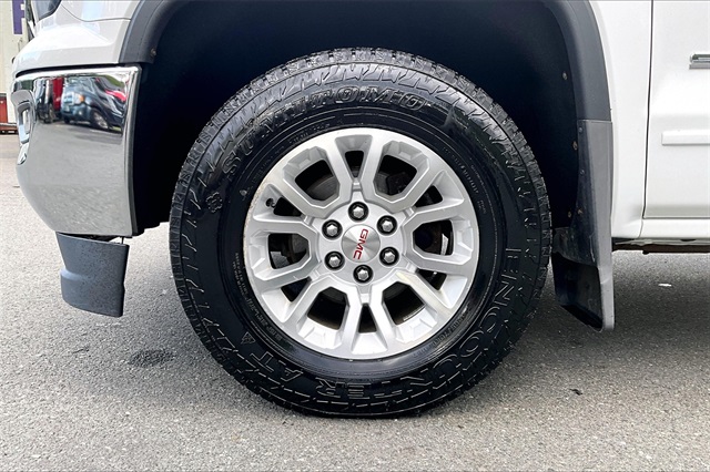 2018 GMC Sierra 1500 SLE - Photo 9