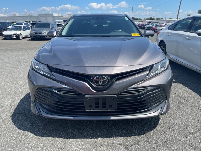 2020 Toyota Camry LE - Photo 2