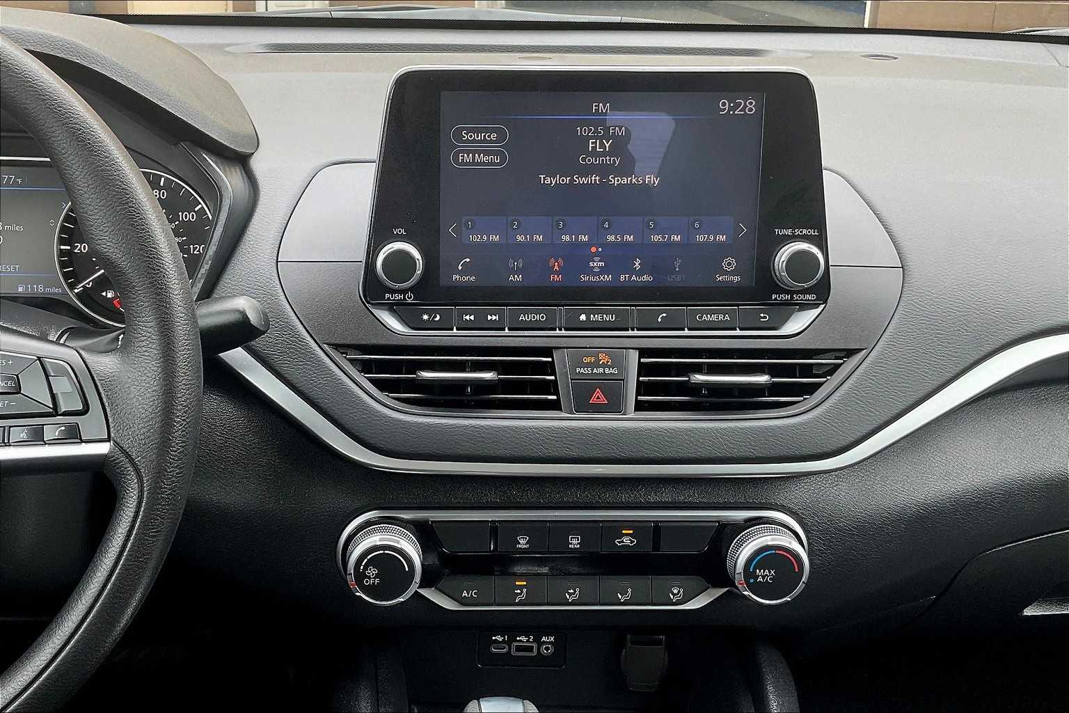2022 Nissan Altima 2.5 SV - Photo 18