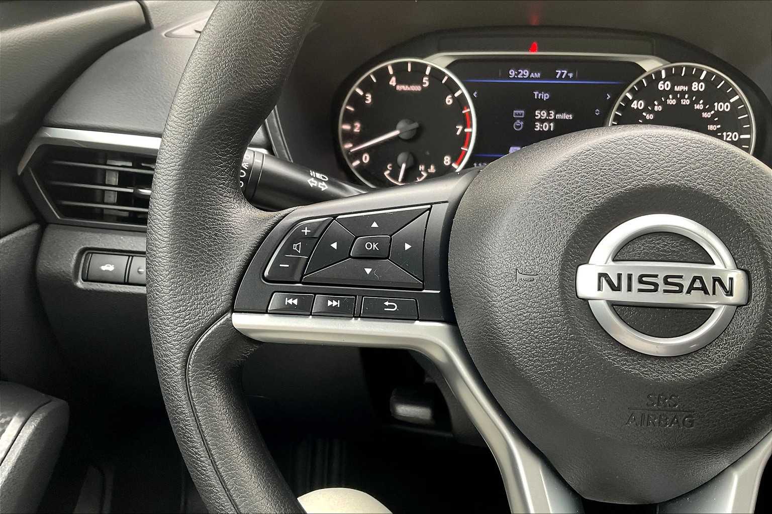 2022 Nissan Altima 2.5 SV - Photo 22