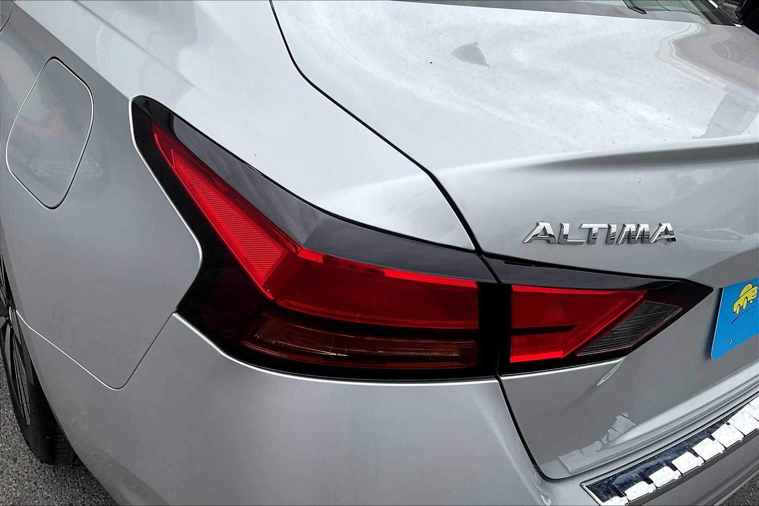 2022 Nissan Altima 2.5 SV - Photo 33