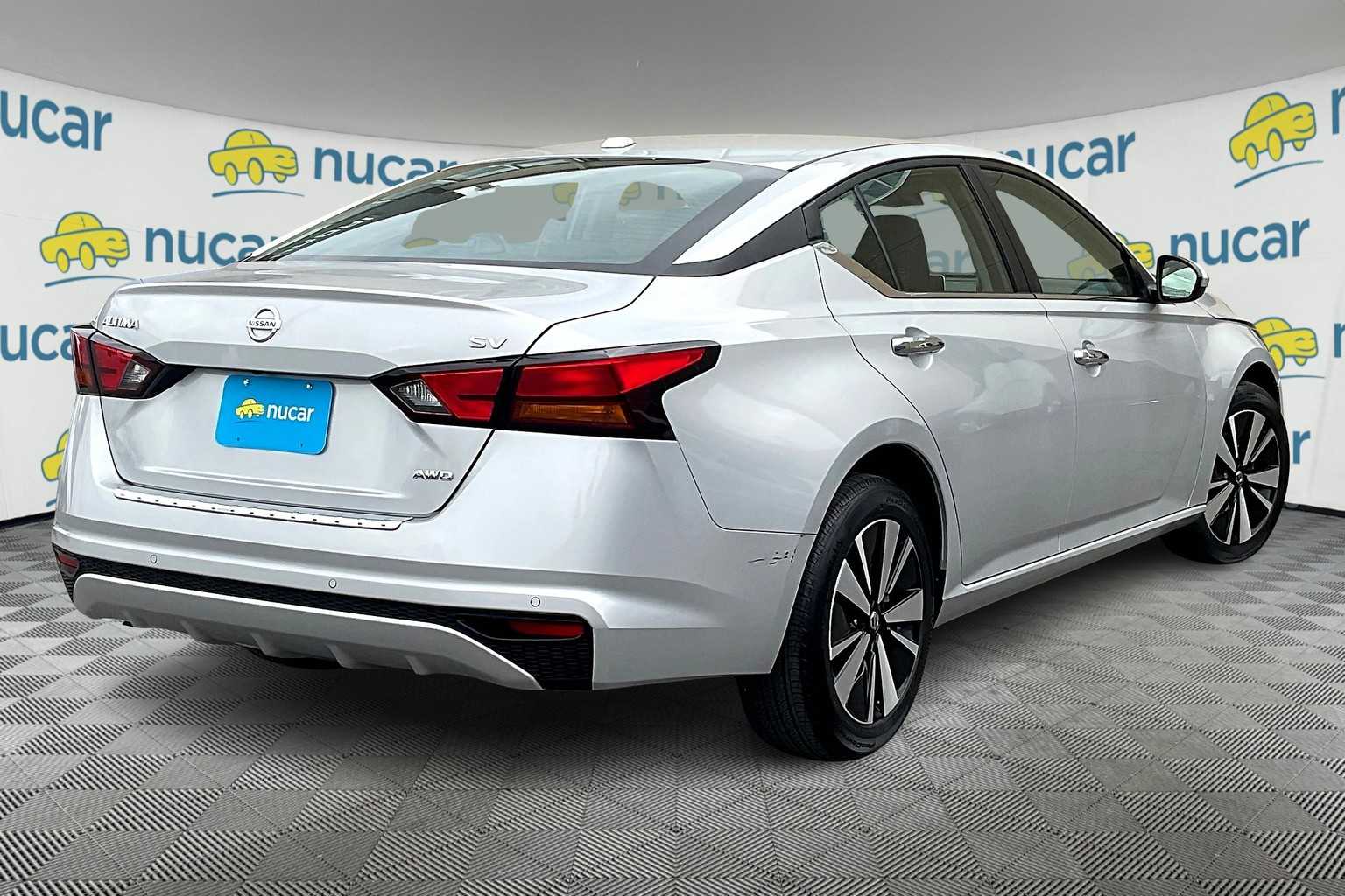 2022 Nissan Altima 2.5 SV - Photo 6