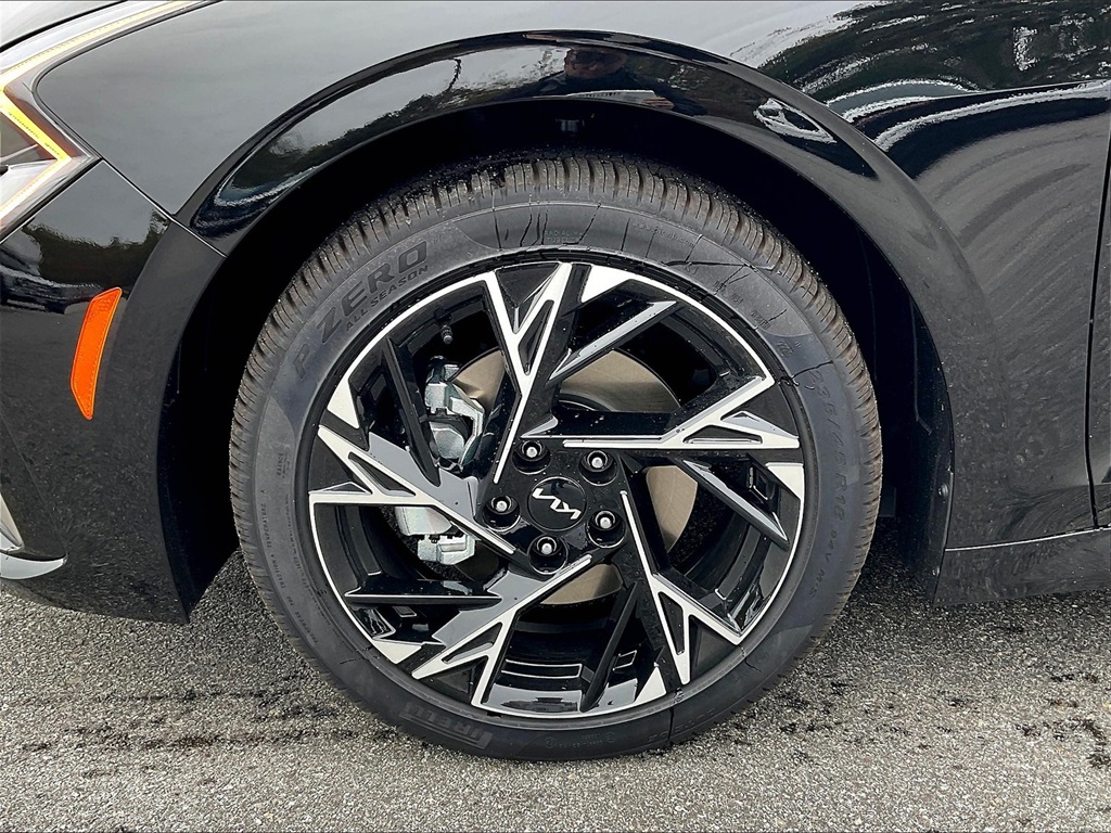 2026 Kia K5 GT-Line - Photo 8