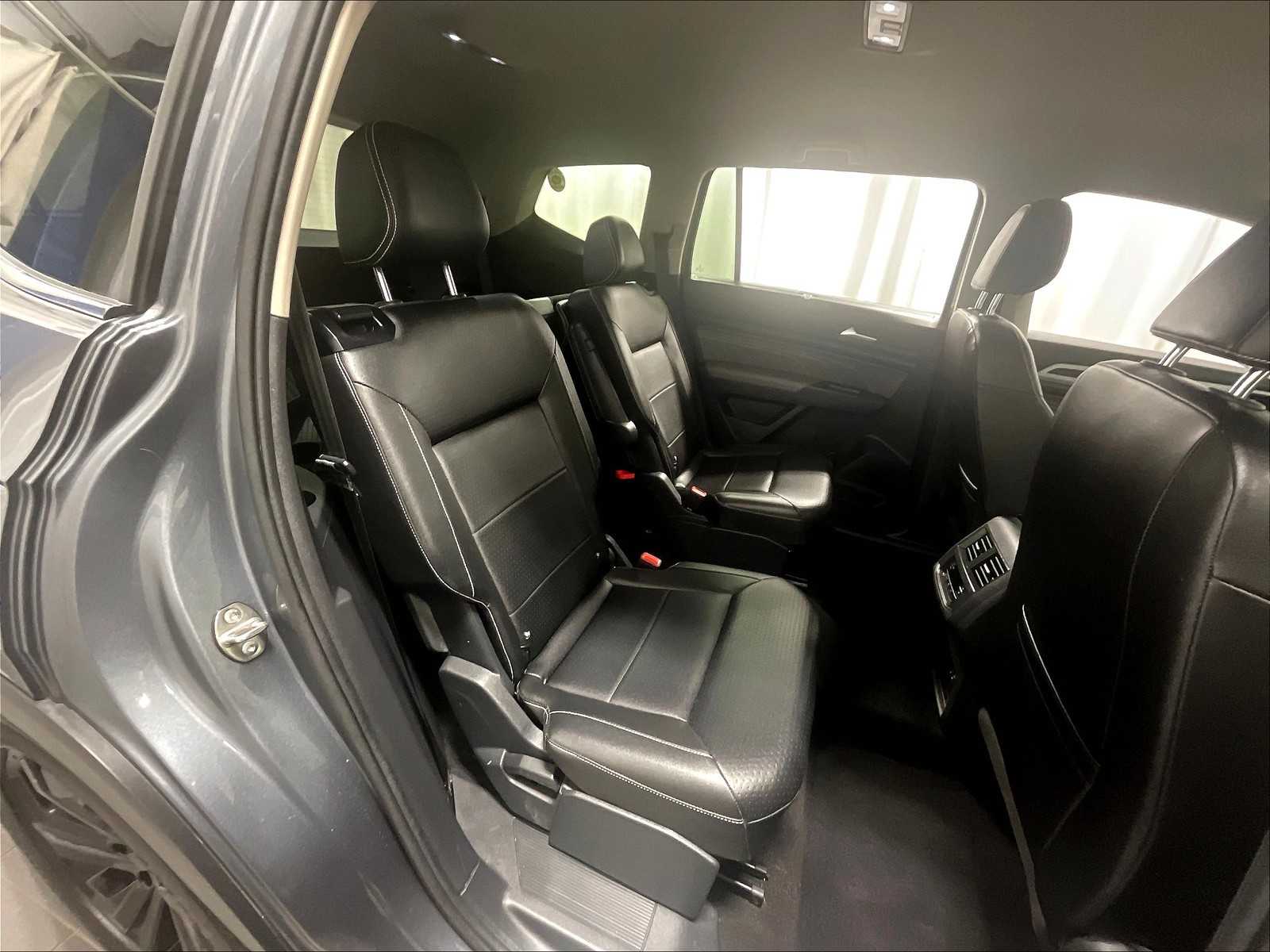 2022 Volkswagen Atlas 3.6L V6 SE w/Technology - Photo 16