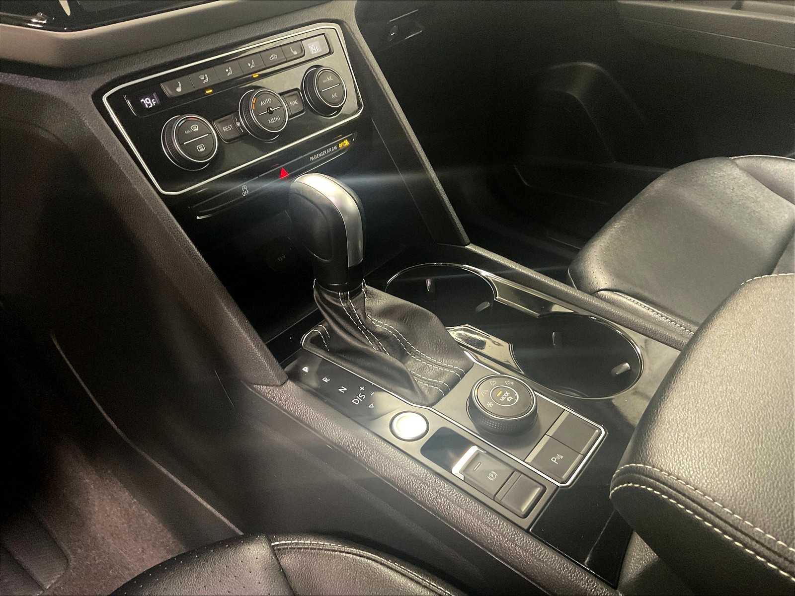 2022 Volkswagen Atlas 3.6L V6 SE w/Technology - Photo 21
